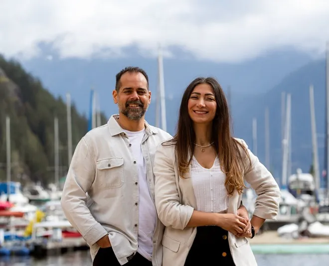 A Photo of Dental pathways founders, Elif & Zahir who are guides to dental tourism in turkey.
